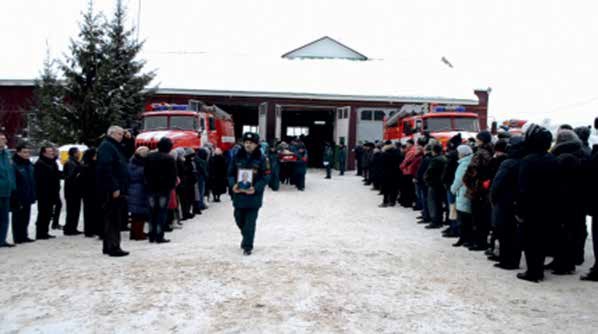 Прощание в ПЧ-88 с пожарными Шаймуратовым Ф.Ф. и Минияровым В.Б.