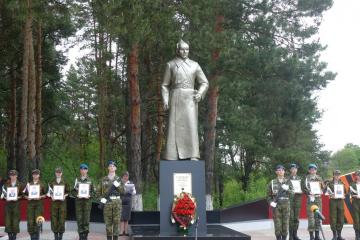 Памятник в честь Героя Советского Союза Курочкина Т.П.